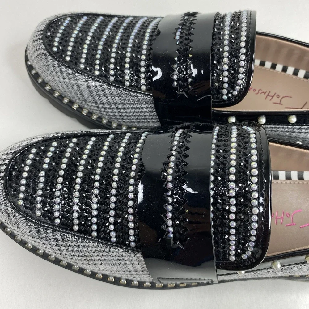 Betsey‎ Johnson Darian Pearls Sequins Plaid Patent Loafer Shoes Size 6M